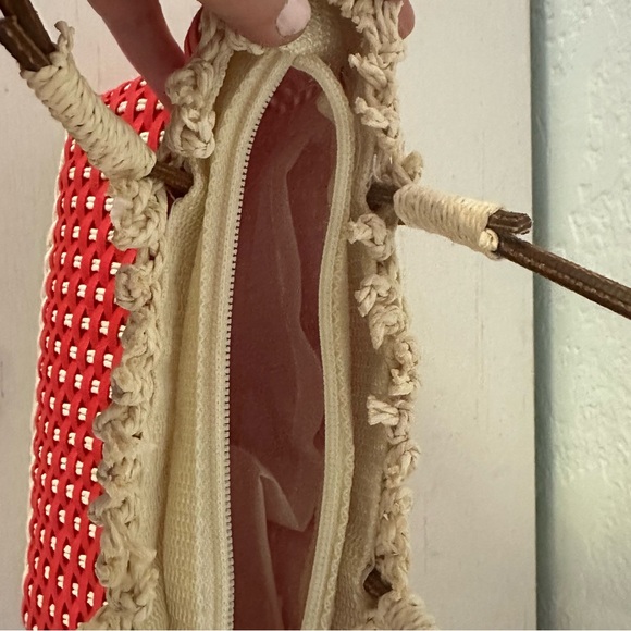 Women’s coral & cream woven purse - Picture 6 of 8